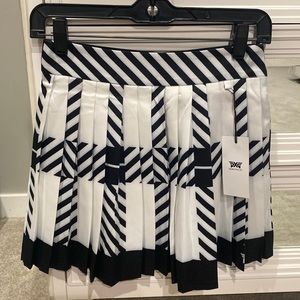 Korean line PXG golf skirt w shorts size xs black and white. Nwt